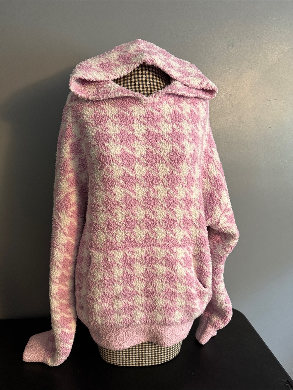 SKIMS Pink and Cream Houndstooth Plush Hoodie Sweater